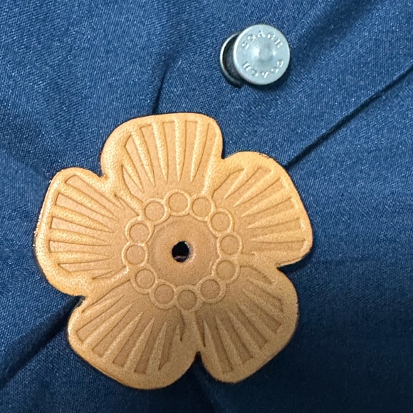 SOLD Coach Tea Roses (5) - Picture 2 of 13